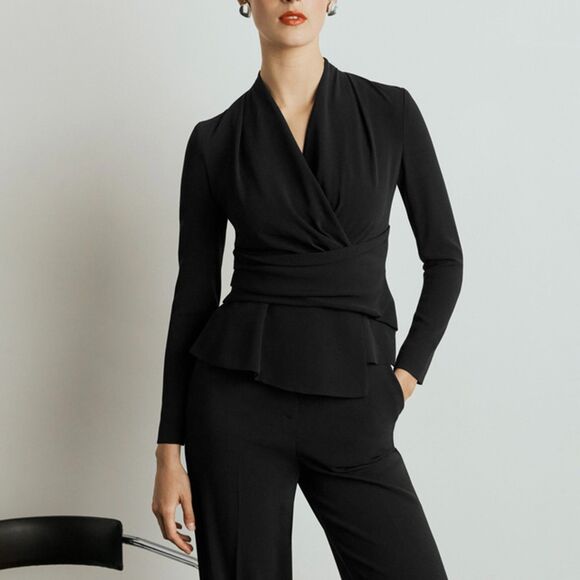 NEW The Fold Clever Crepe Belleville Long Sleeve Top in Black Size 12 - Picture 1 of 7